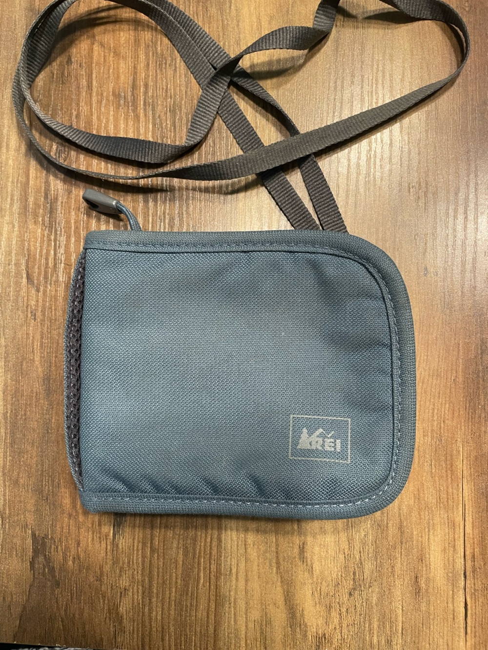 REI grayish blue lightweight compact travel Neck Wallet with strap. EUC